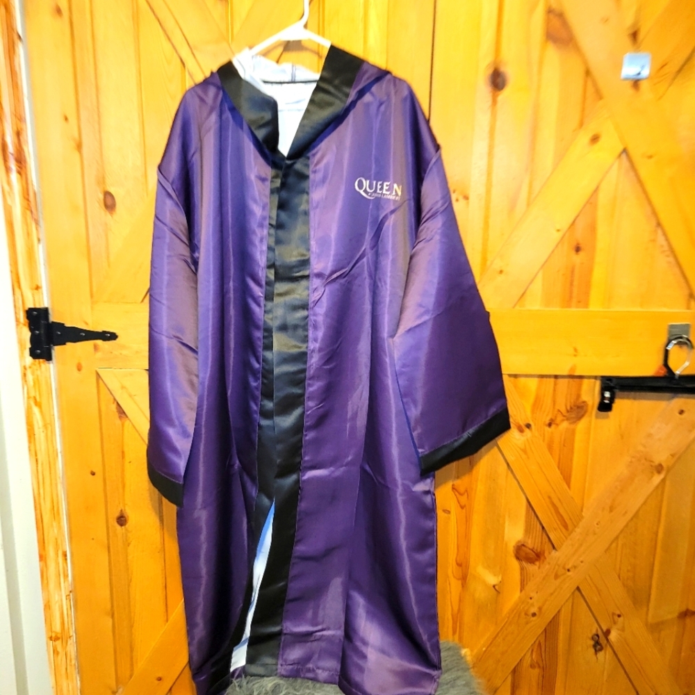 Queen + Adam Lambert VIP Robe One Size